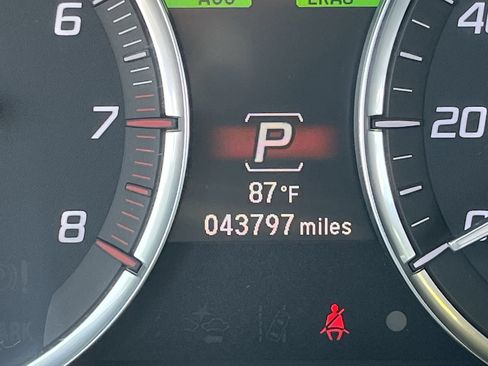 Used 2018 Acura TLX w/ Advance Package AWD/4WD image 11