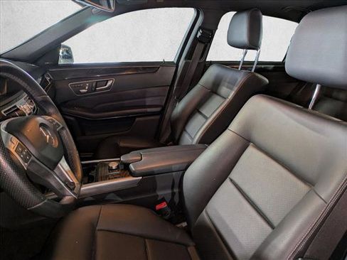 Used 2015 Mercedes-Benz E 350 Sedan image 19