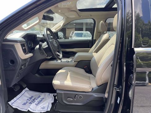 Used 2023 Ford Expedition Max Limited AWD/4WD image 27