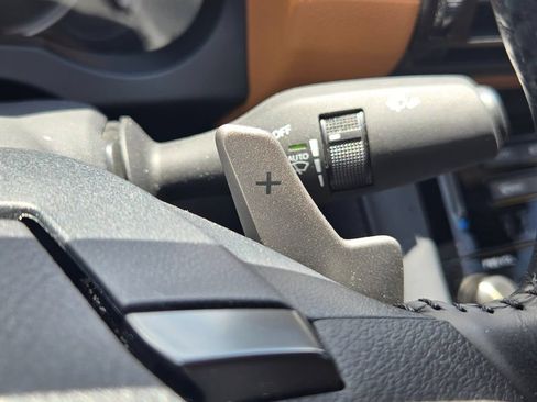 Used 2025 Lexus IS 300 w/ Premium Package RWD image 27