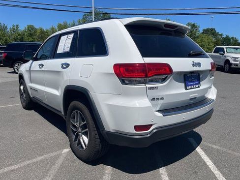 Used 2017 Jeep Grand Cherokee Limited AWD/4WD image 4
