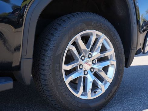 Used 2019 GMC Sierra 1500 SLT w/ SLT Premium Plus Package AWD/4WD image 35