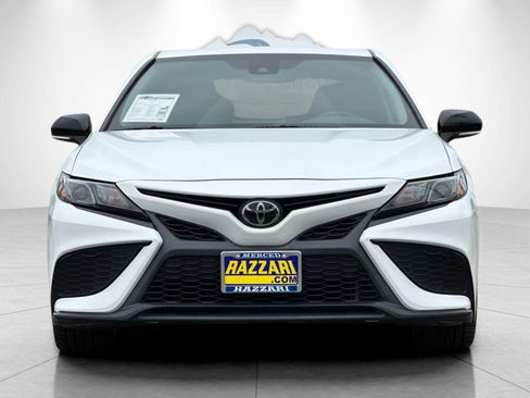 Used 2023 Toyota Camry SE image 8