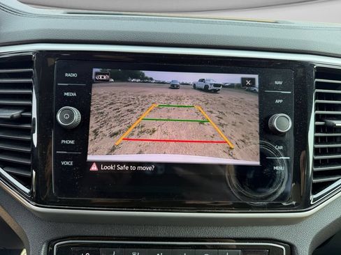 Used 2023 Volkswagen Atlas Cross Sport SEL R-Line AWD/4WD image 29