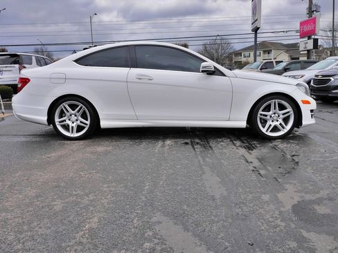 Used 2014 Mercedes-Benz C 250 Coupe image 4