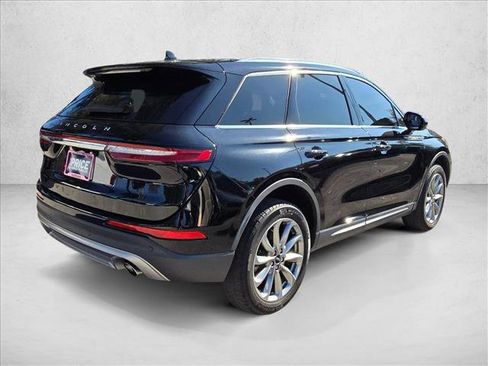 Used 2022 Lincoln Corsair FWD w/ Premium Package image 5