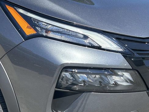 New 2026 Nissan Rogue SV AWD/4WD image 10