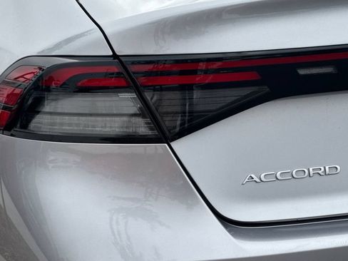 Certified 2025 Honda Accord SE image 34