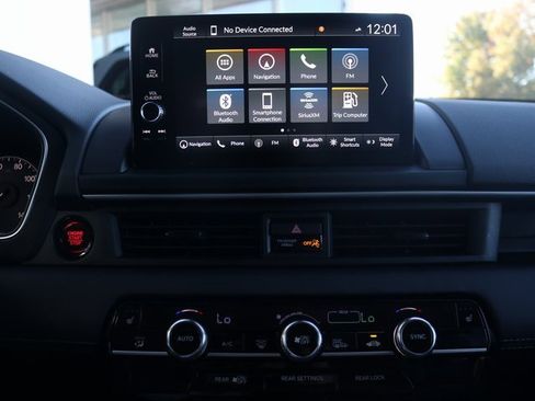 New 2025 Honda Pilot Touring image 11