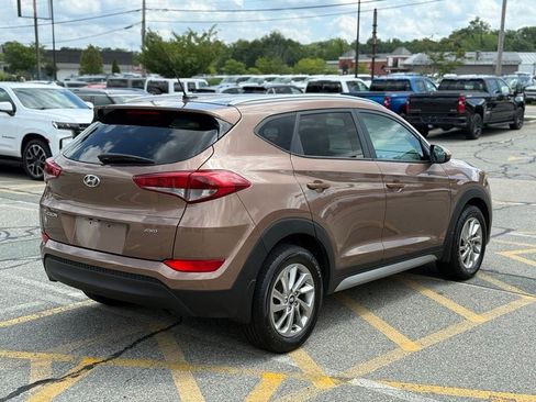 Used 2017 Hyundai Tucson SE w/ SE Popular Package 02 AWD/4WD image 6