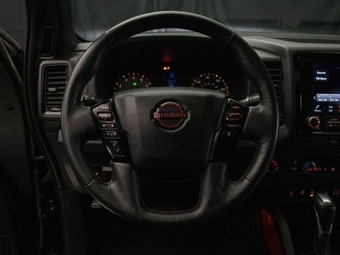 Used 2023 Nissan Frontier PRO-4X image 22