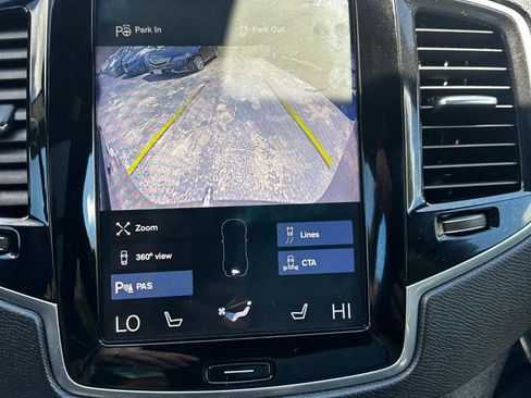 Used 2018 Volvo XC90 T6 Momentum w/ Convenience Package AWD/4WD image 18