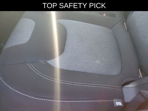 Used 2016 Jeep Cherokee Sport image 11