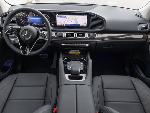 Certified 2025 Mercedes-Benz GLE 450e 4MATIC image 22