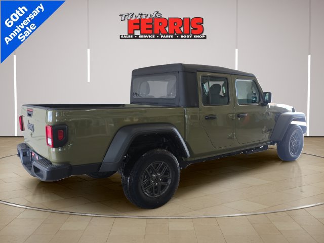 Used 2026 Jeep Gladiator Sport AWD/4WD image 5
