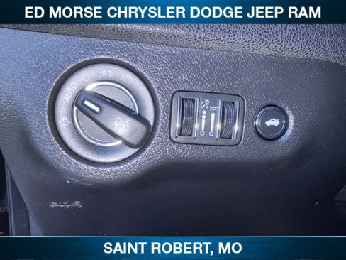 Used 2021 Chrysler 300 S image 20