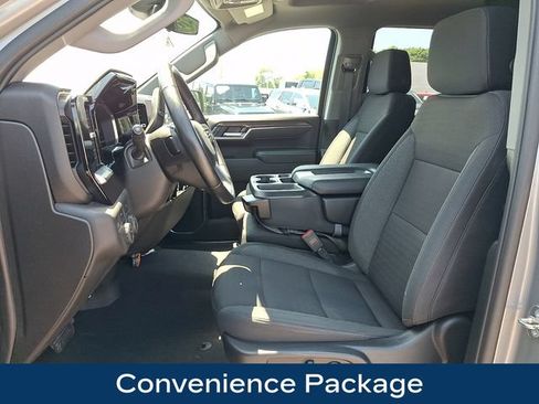 Used 2024 Chevrolet Silverado 1500 LT AWD/4WD image 2