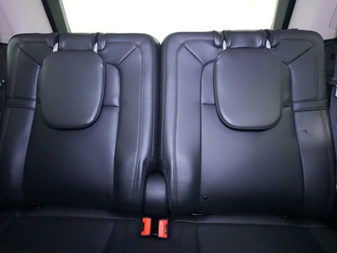 Used 2021 Lincoln Aviator Reserve w/ Equipment Group 210A AWD/4WD image 25