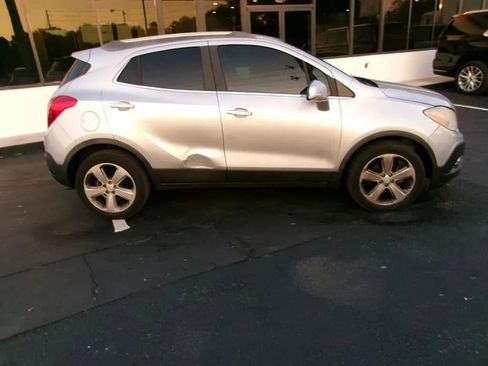 Used 2015 Buick Encore Convenience FWD image 2