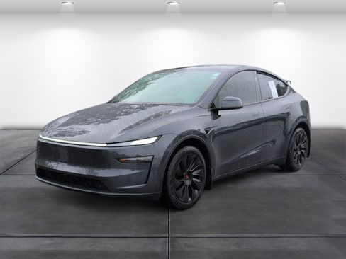 Used 2026 Tesla Model Y Long Range AWD/4WD image 4