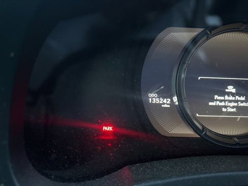 Used 2021 Lexus IS 350 F Sport image 15