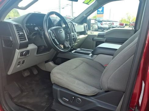 Used 2018 Ford F150 XLT w/ Equipment Group 302A Luxury AWD/4WD image 12