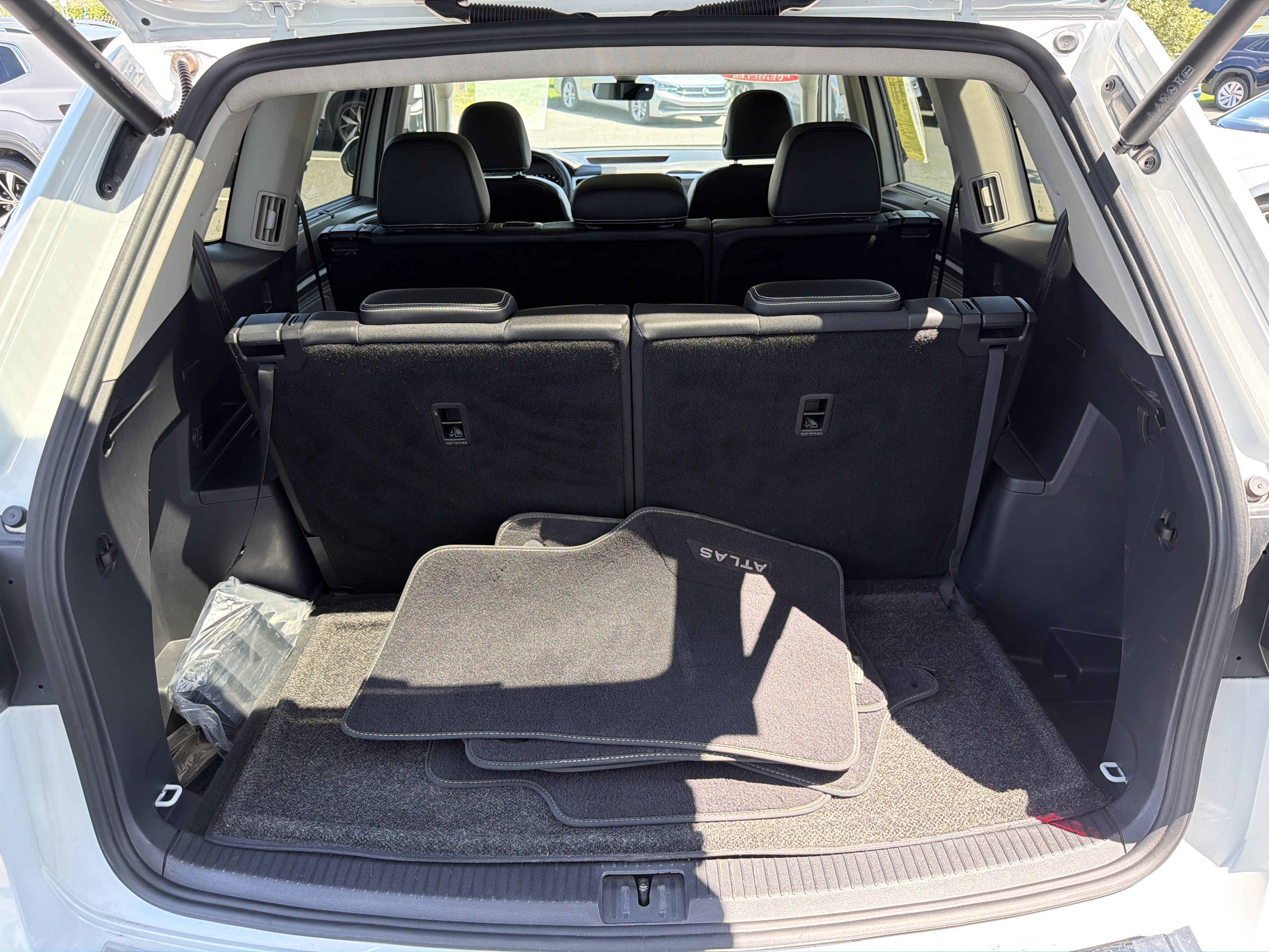 Certified 2023 Volkswagen Atlas SEL AWD/4WD image 30
