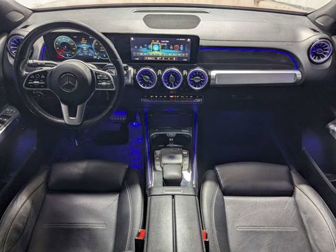 Used 2022 Mercedes-Benz GLB 250 image 6