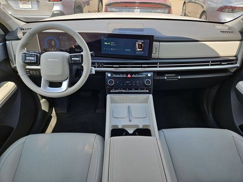 Used 2025 Hyundai Santa Fe SEL FWD image 26