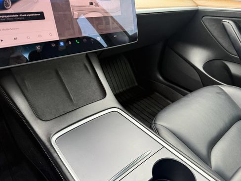 Used 2022 Tesla Model 3 RWD image 23