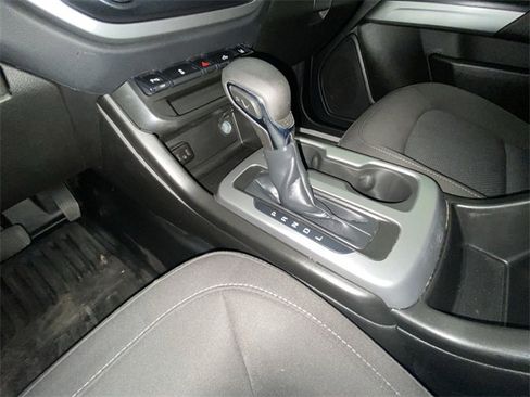 Used 2022 Chevrolet Colorado LT w/ Fleet Safety Package image 20