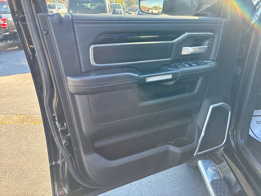 Used 2019 RAM 2500 Laramie AWD/4WD image 12