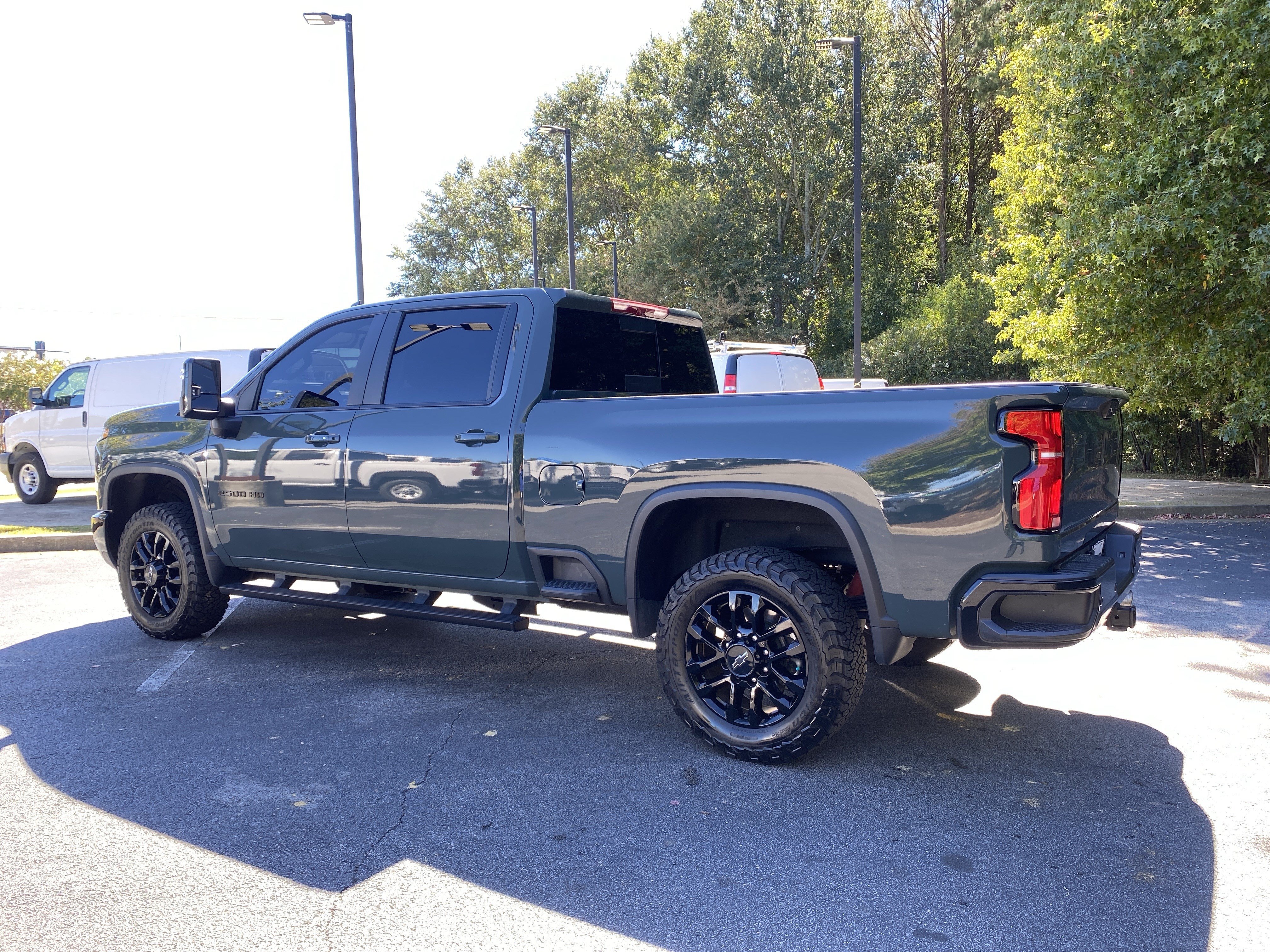 Used 2025 Chevrolet Silverado 2500 LT w/ Trail Boss Package AWD/4WD image 7