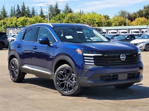 New 2026 Nissan Kicks SR image 1