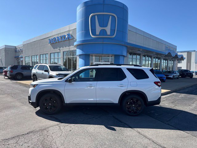 New 2026 Honda Pilot Black Edition image 10