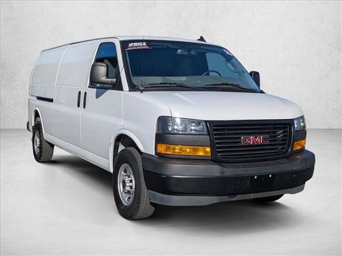 Used 2023 GMC Savana 2500 Extended w/ Driver Convenience Package image 3