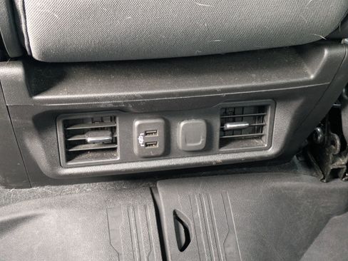 Used 2021 GMC Sierra 1500 Elevation image 27