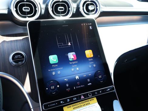 New 2025 Mercedes-Benz GLC 350e 4MATIC image 11