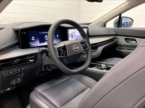 Certified 2025 Nissan Murano SL image 13