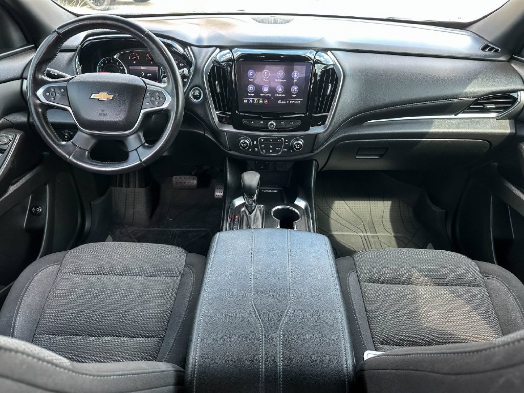 Used 2022 Chevrolet Traverse LT FWD image 11
