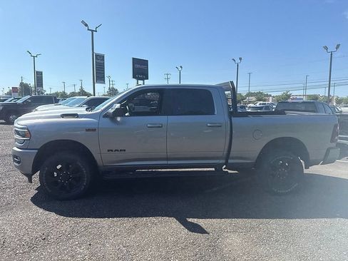 Used 2022 RAM 2500 Big Horn w/ Level B Equipment Group AWD/4WD image 6