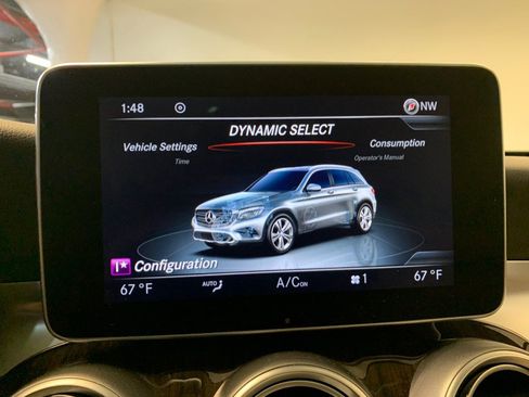Used 2016 Mercedes-Benz GLC 300 4MATIC image 28