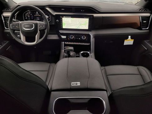 New 2026 GMC Sierra 1500 Denali w/ Denali Reserve Package image 13
