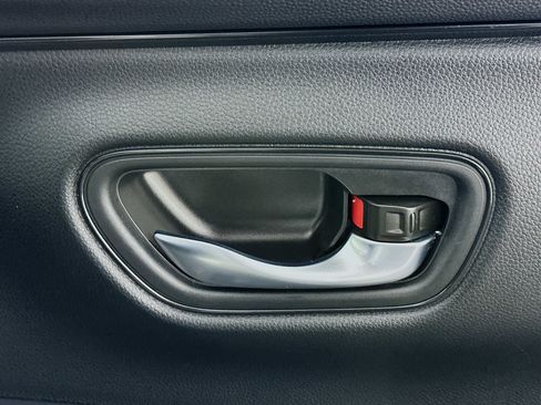 Used 2023 Honda HR-V LX image 29