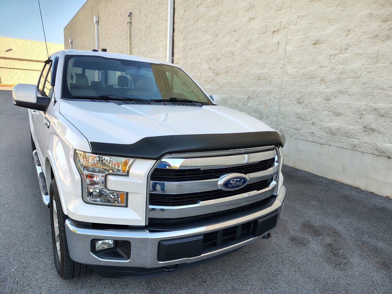 Used 2016 Ford F150 Lariat w/ Equipment Group 501A Mid AWD/4WD image 3