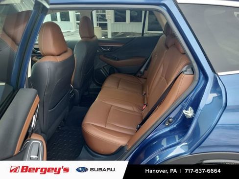 Used 2021 Subaru Outback Touring w/ Popular Package #2 image 12