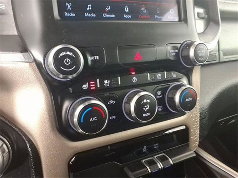 Used 2021 RAM 1500 Laramie image 22