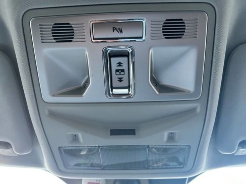 Used 2013 Jaguar XF 3.0 image 25