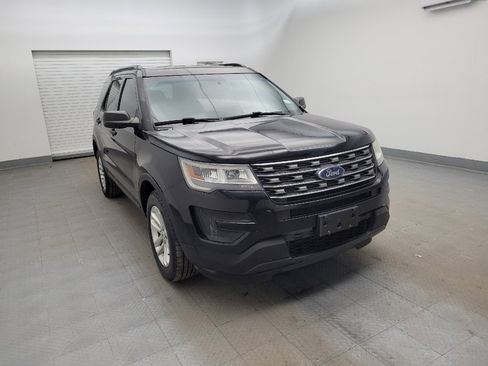 Used 2017 Ford Explorer image 13
