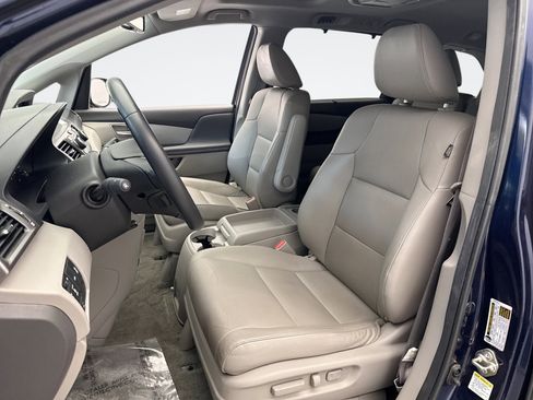 Used 2017 Honda Odyssey Touring image 11